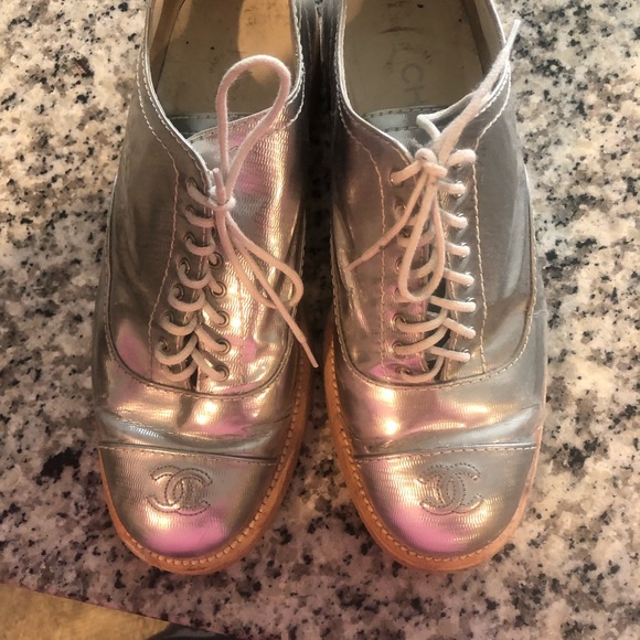 Chanel Silver Lace Up Flats size 39 - Picture 2 of 10